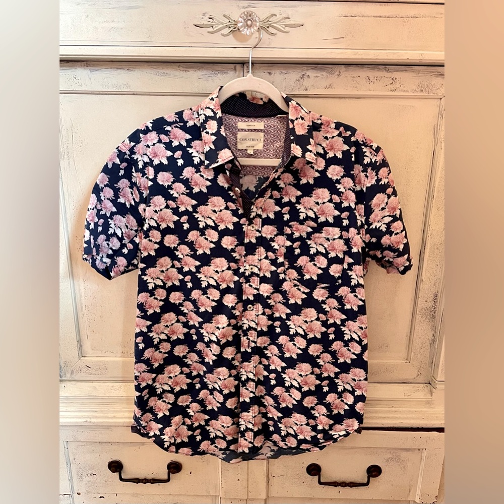 Mens Floral Pink and Blue Short Sleeve Button Down Shirt